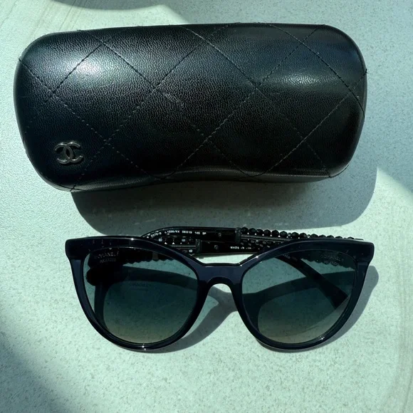 CHANEL | Accessories | Chanel Black Cateye Sunglasses With  display picture 1